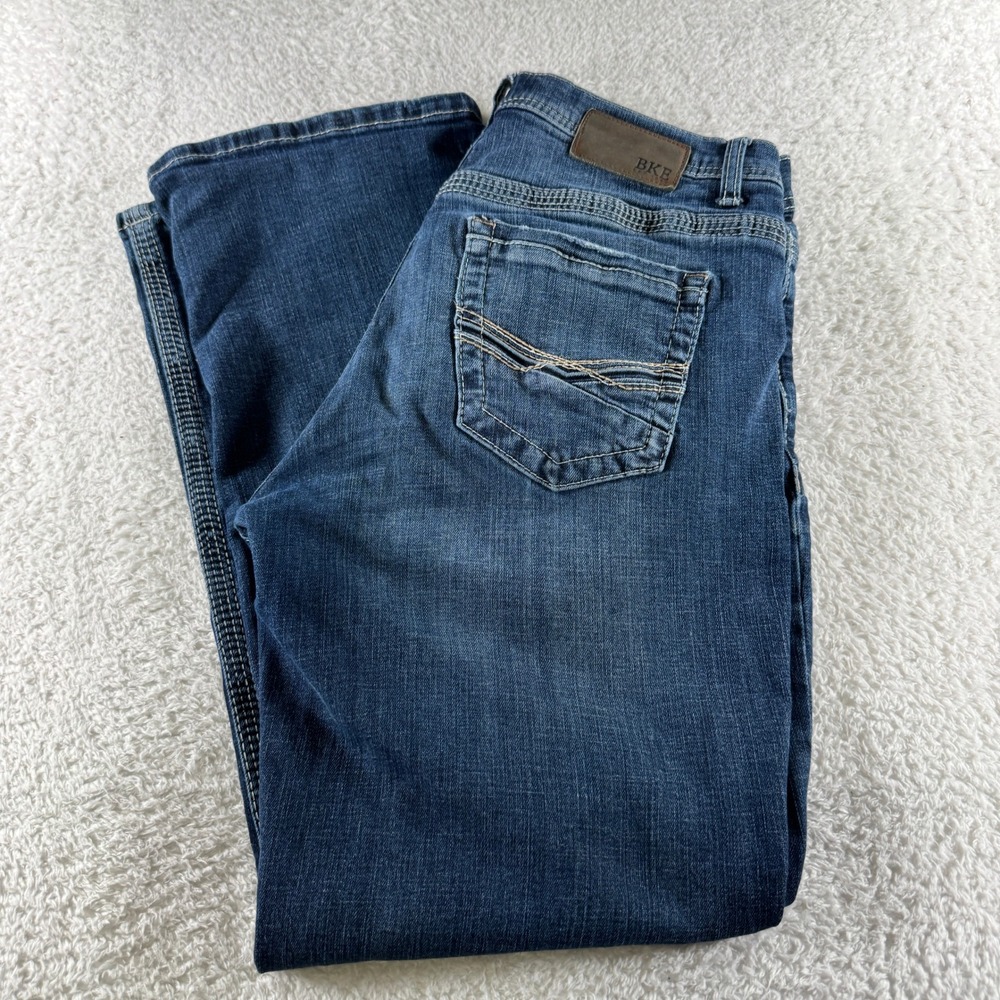 BKE Mens Jeans 33x30 Tyler Bootcut Stretch Denim Medium Wash Buckle Pants